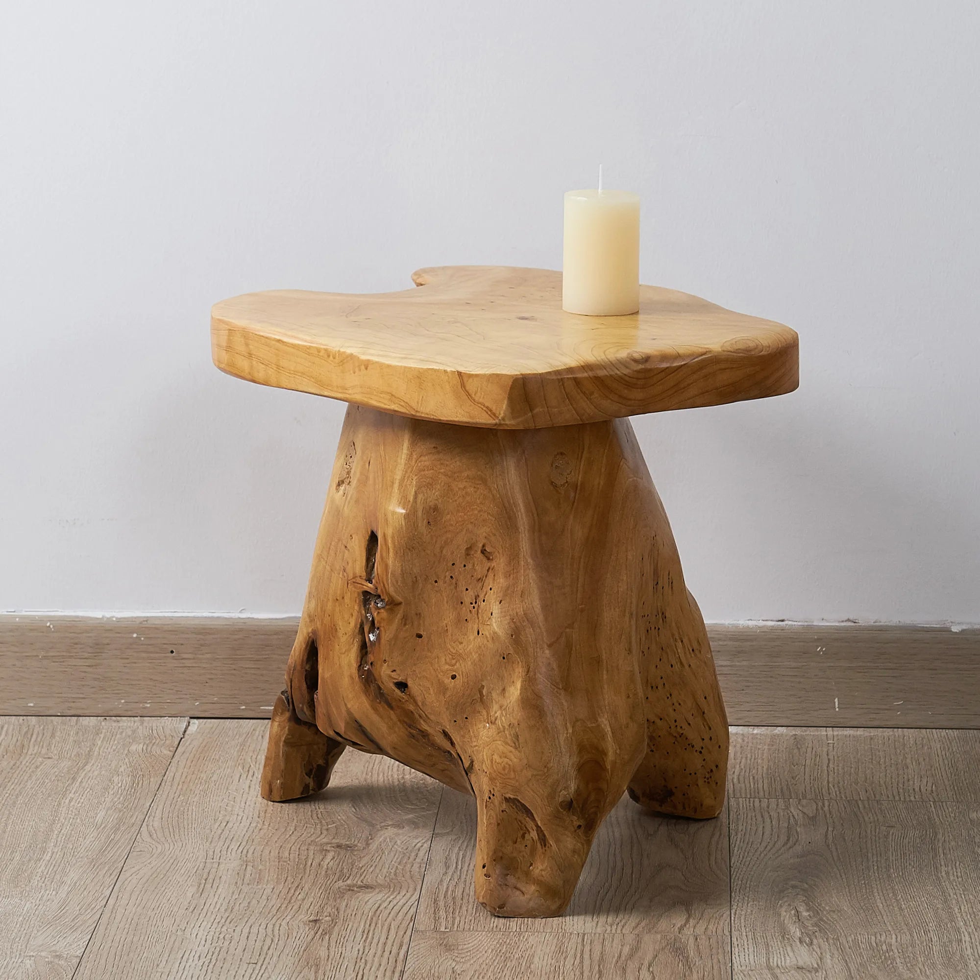 Cedar Wood Mushroom Stand (12" x 15" x 13.5")