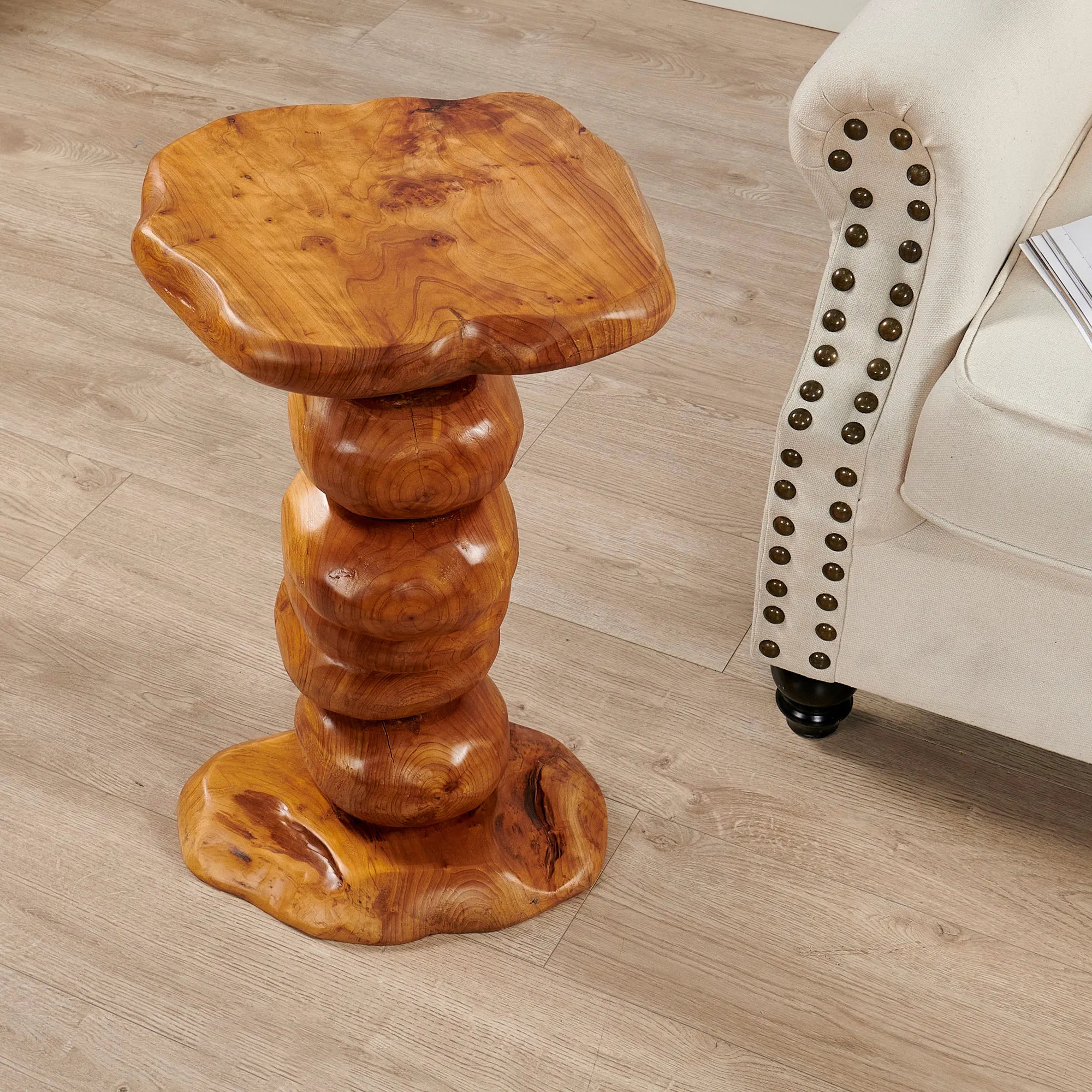 Cedar Wood Multibeads End Table (13.8" x 13.8" x 23.6")