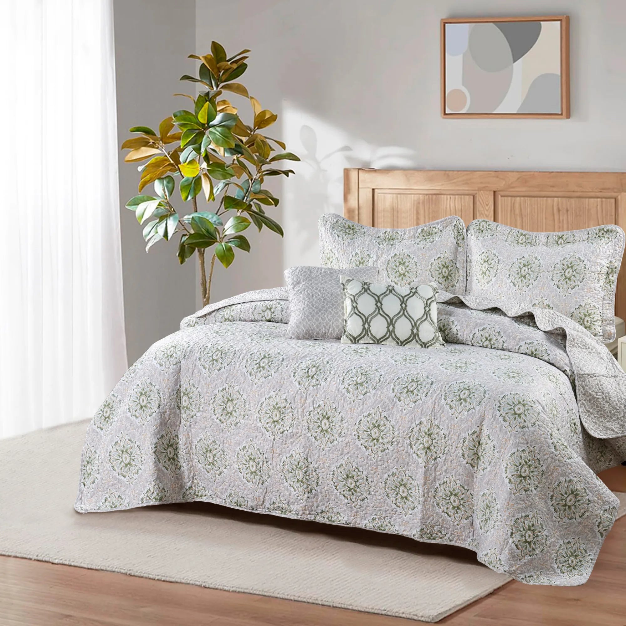 5 Piece Bloom Medallion Printed Microfiber Quilt Bedspread Set