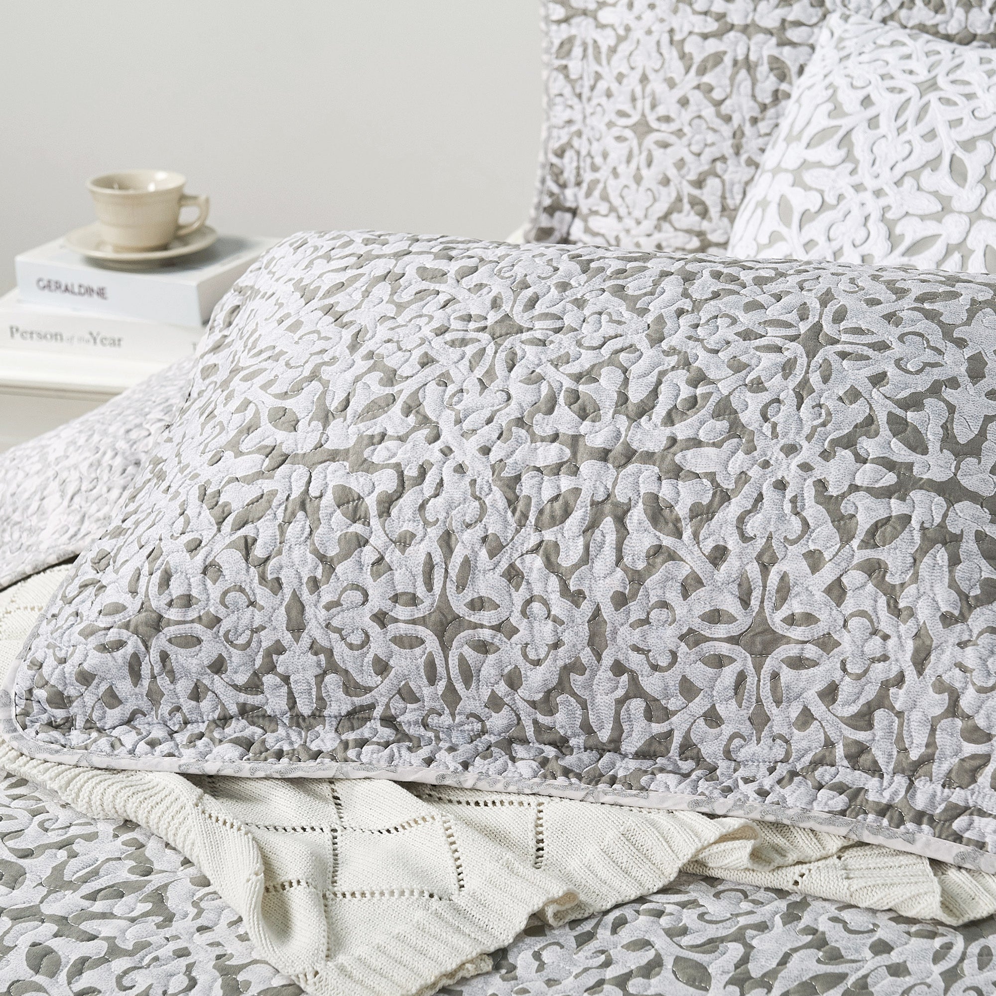 6 Piece Bellamy Printed Microfiber Quilt Bedspread Set