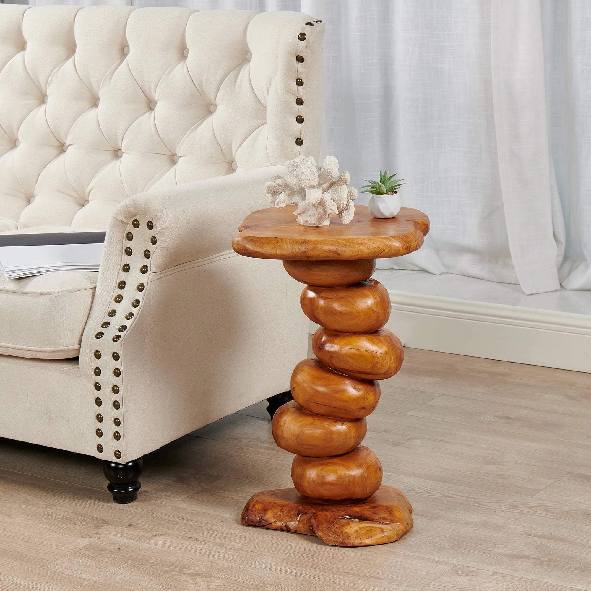 Cedar Wood Multibeads End Table (13.8" x 13.8" x 23.6")