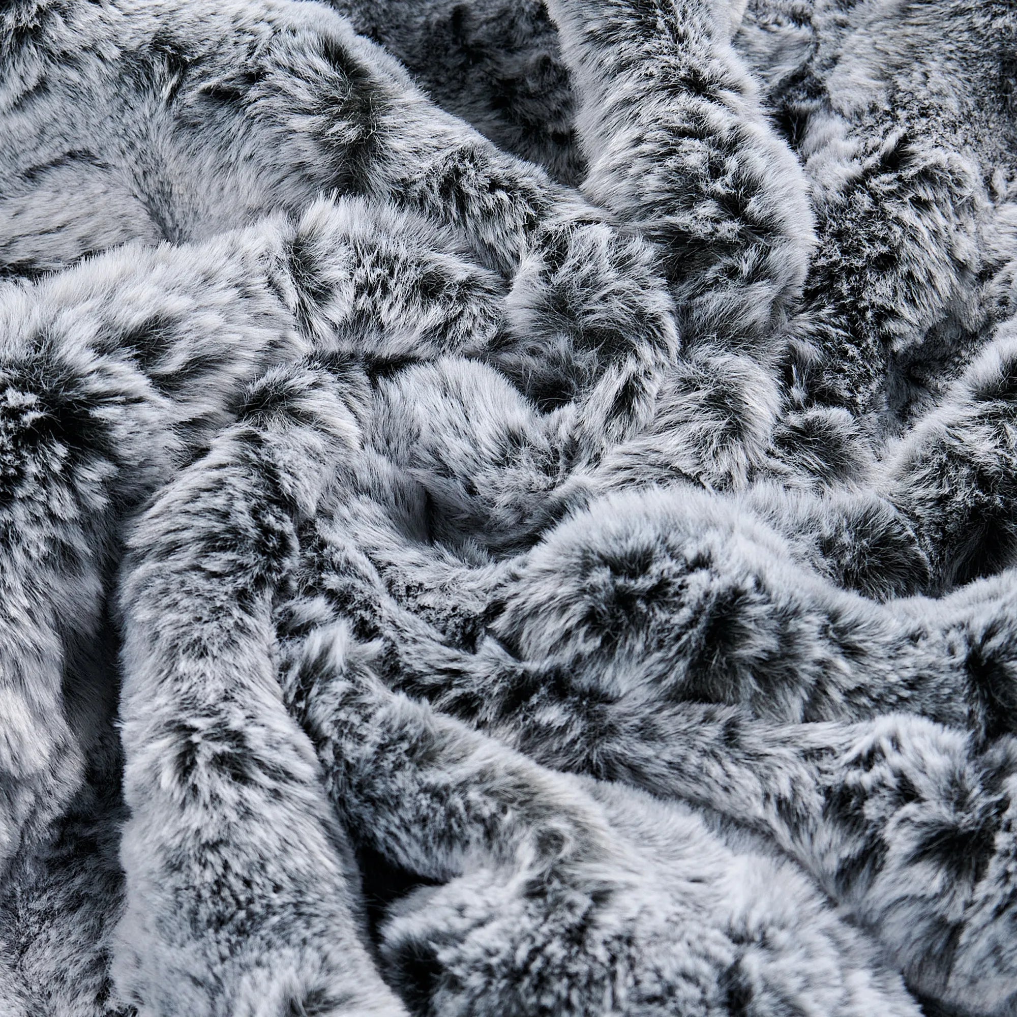 Variegated Faux Fur 1 Piece Decorative Pillow Cover (20" x 20")