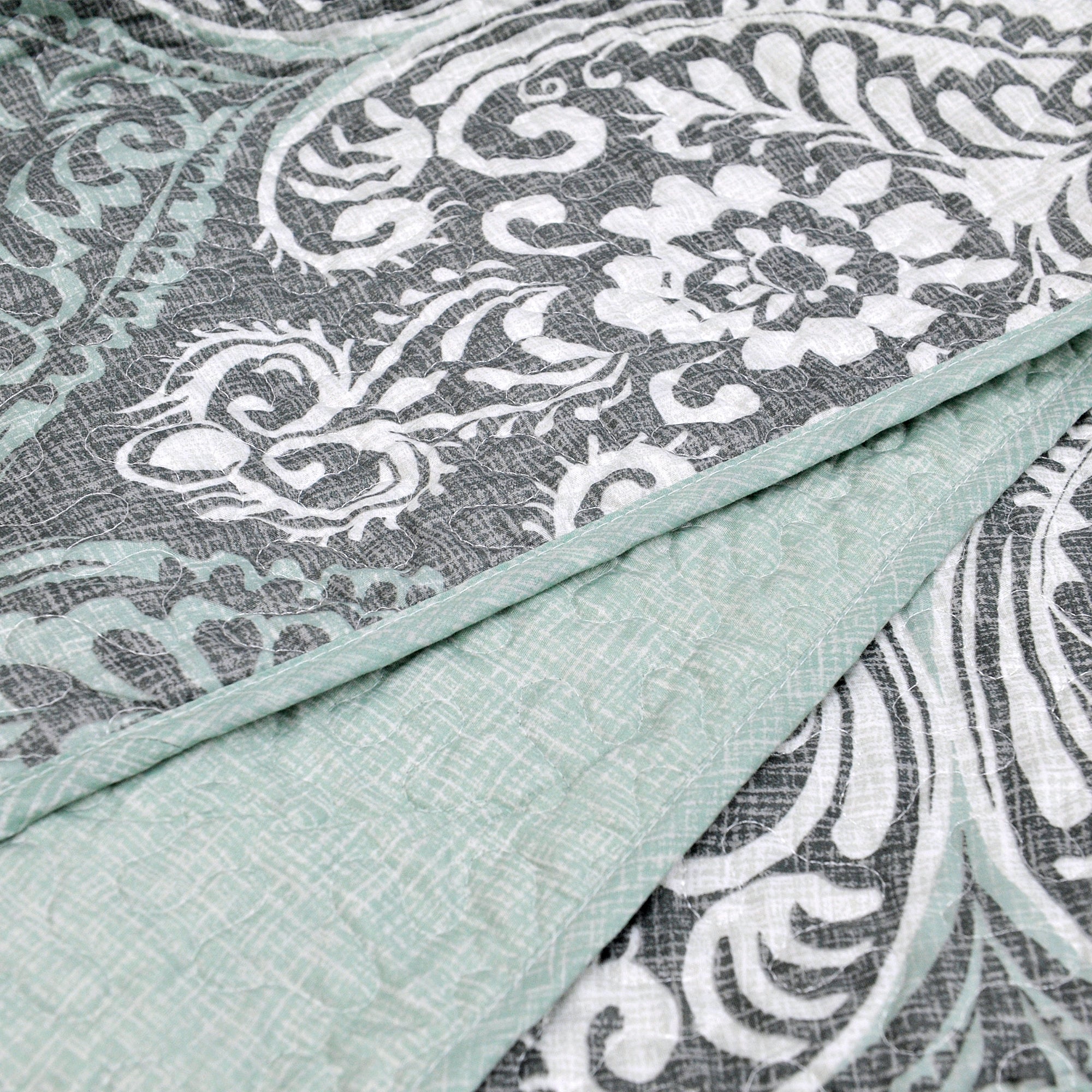 5 Piece Kingston Damask Printed Microfiber Quilt Bedspread Set