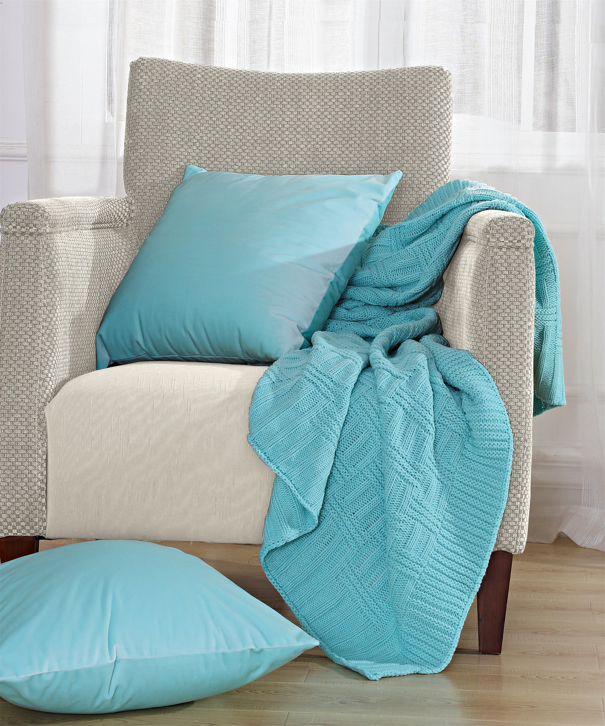 Brooke Cable Throw & Decorative Pillow Cover Set - 50" x 60" / 18" x 18"