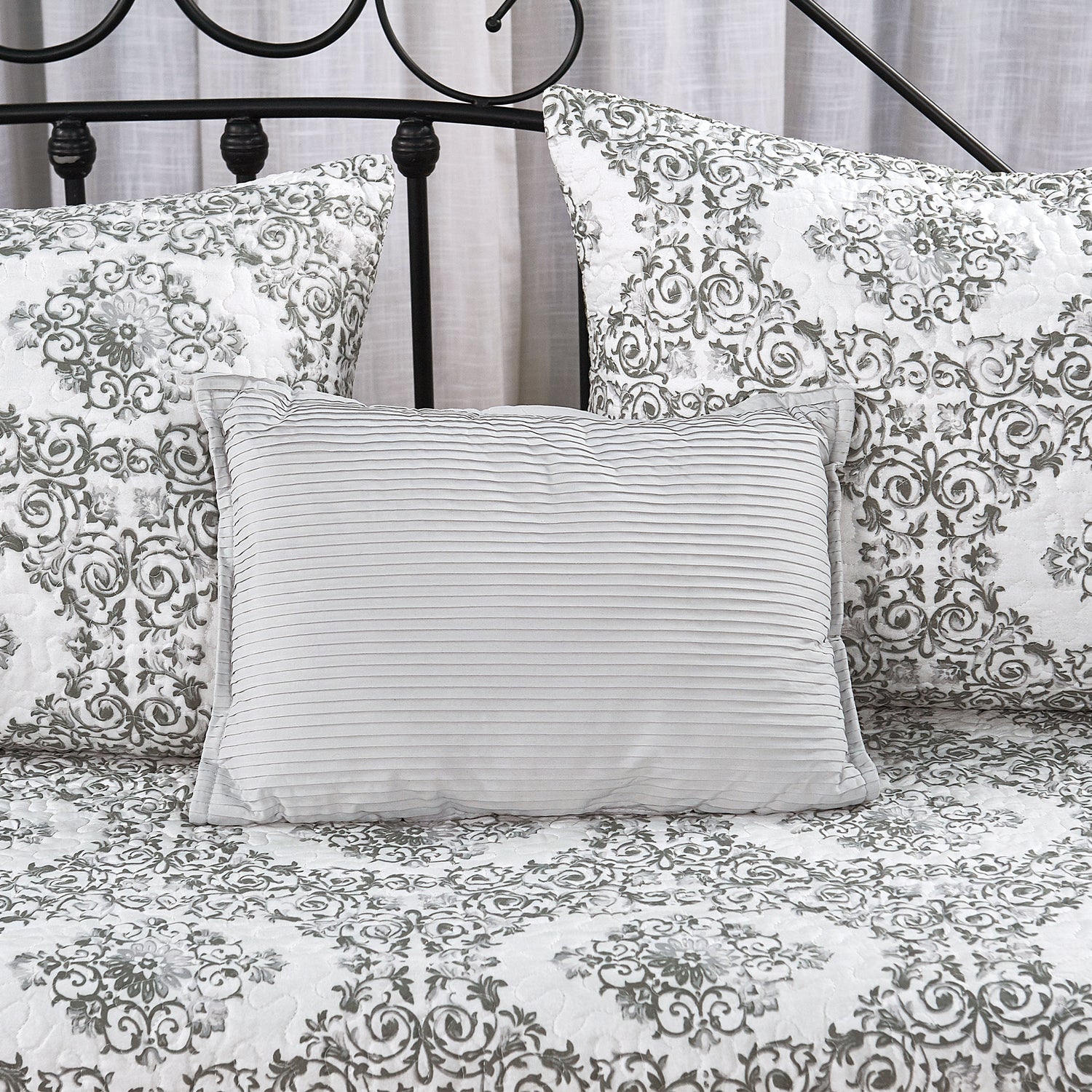 6 Piece Legacy Daybed Bedspread Cover Set (75" x 39")