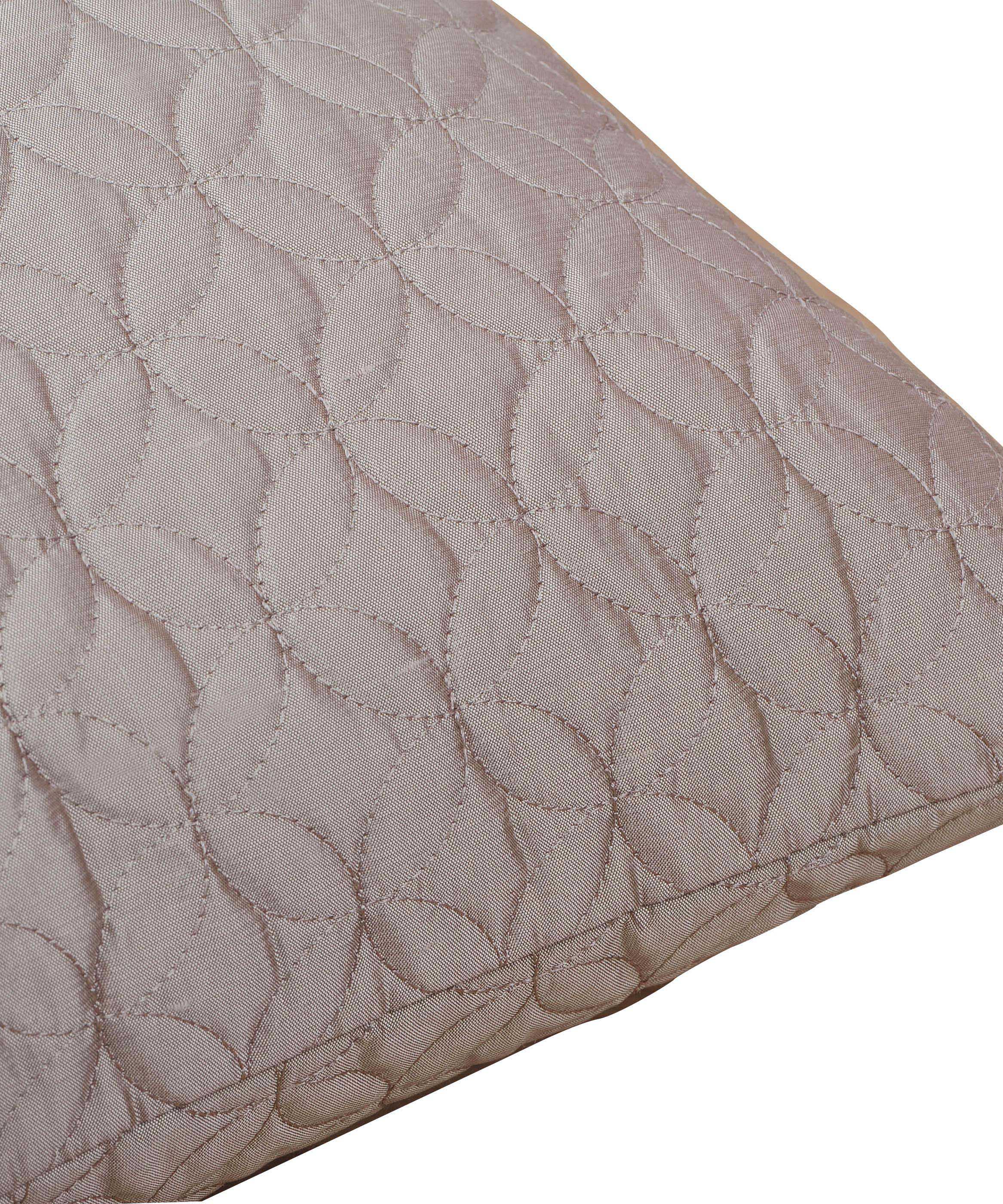 Marquesa Circile Embroidery Silk 2 Piece Decorative Pillow Covers (20" x 20")