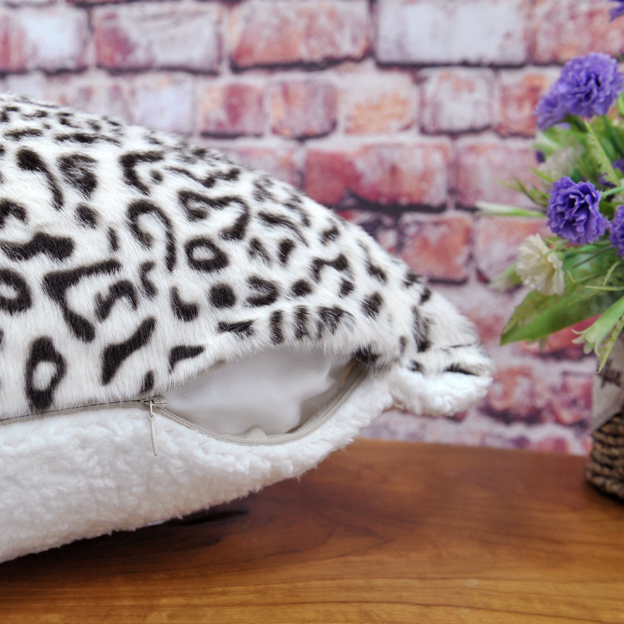 Faux fur Snow Leopard 2 Piece Decorative Pillow Covers (20" x 20")