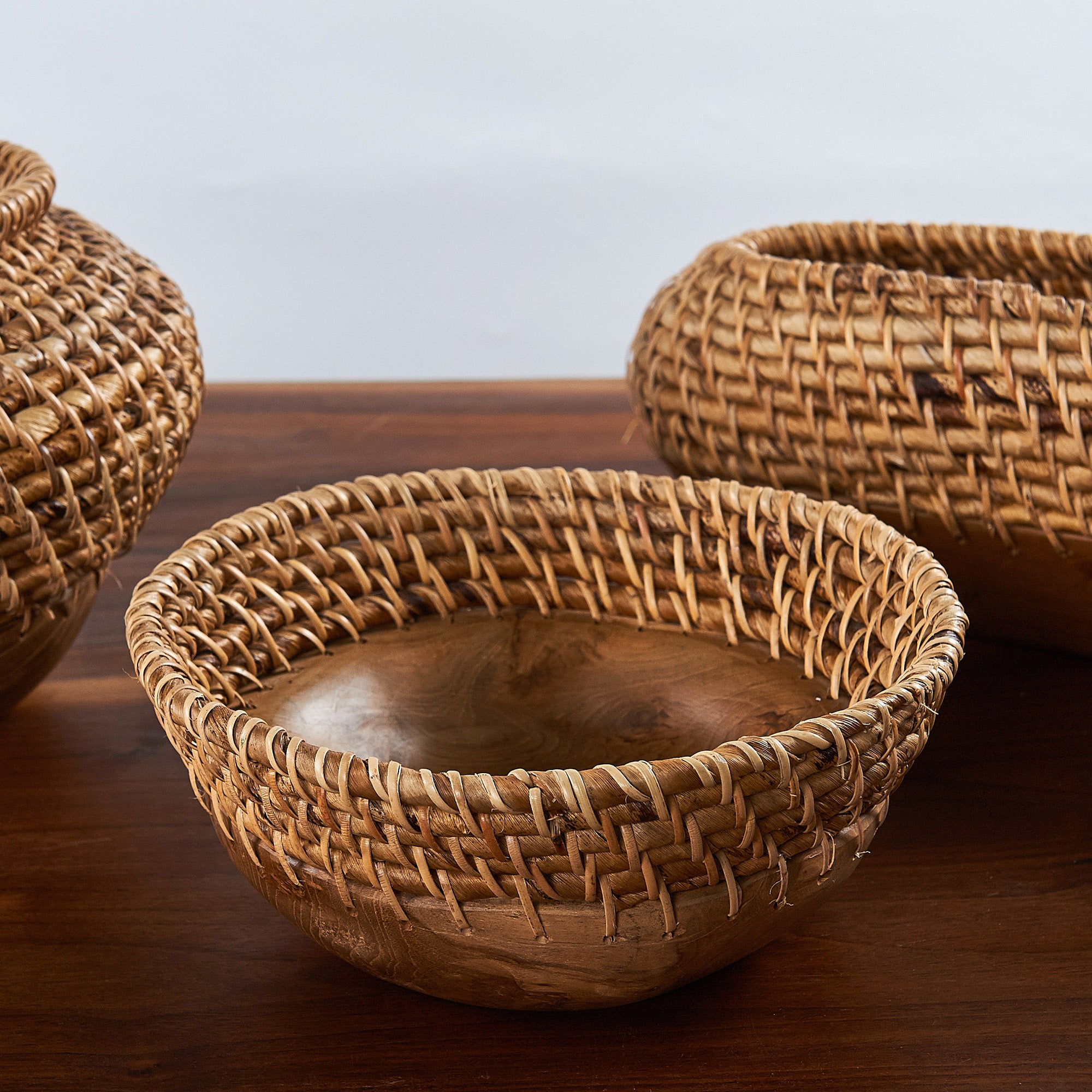 Sonic Handcrafted Teak Round Bowl (9.8" x 9.8" x 3.5")