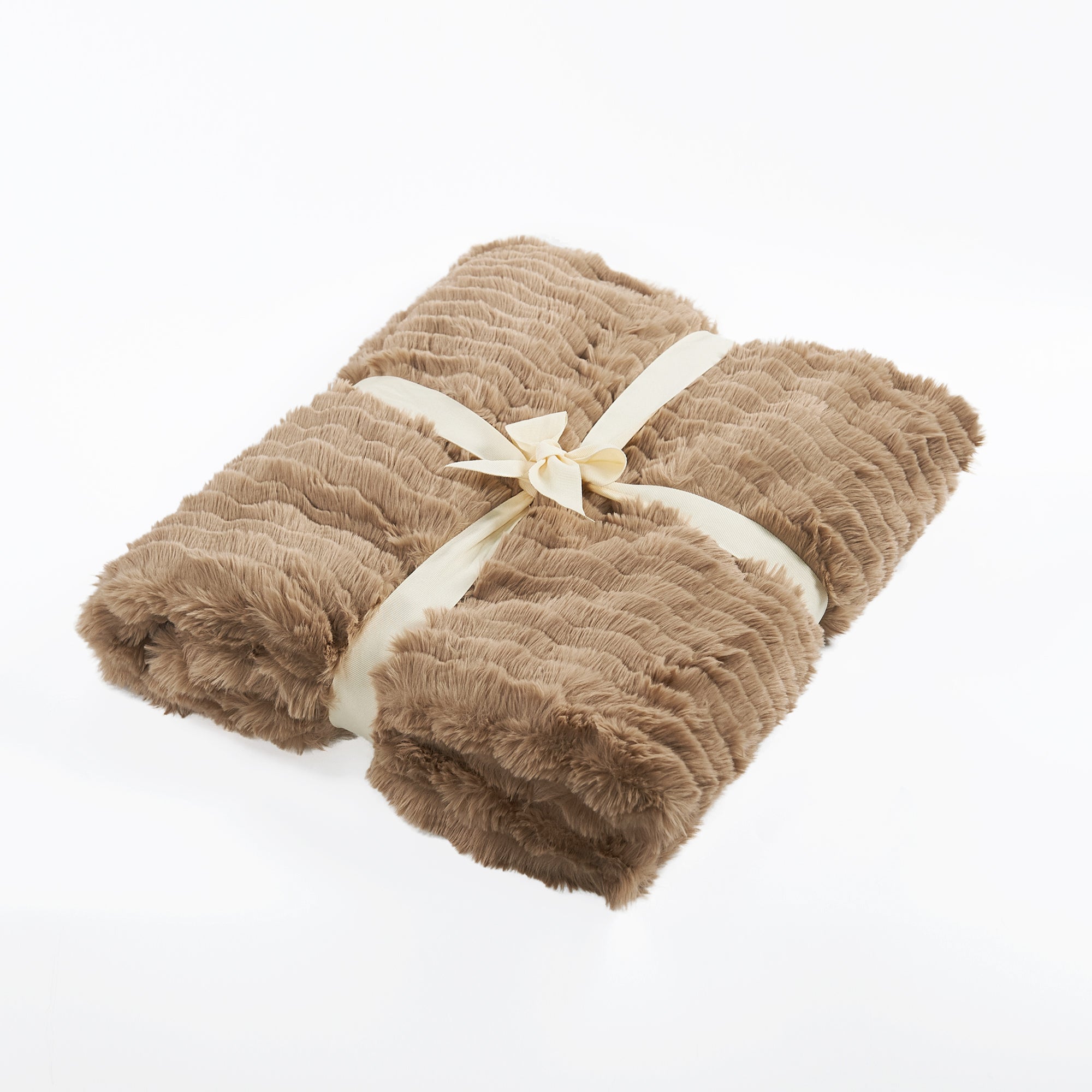Wavy Pattern Faux Fur Throw Blanket (50"x60")
