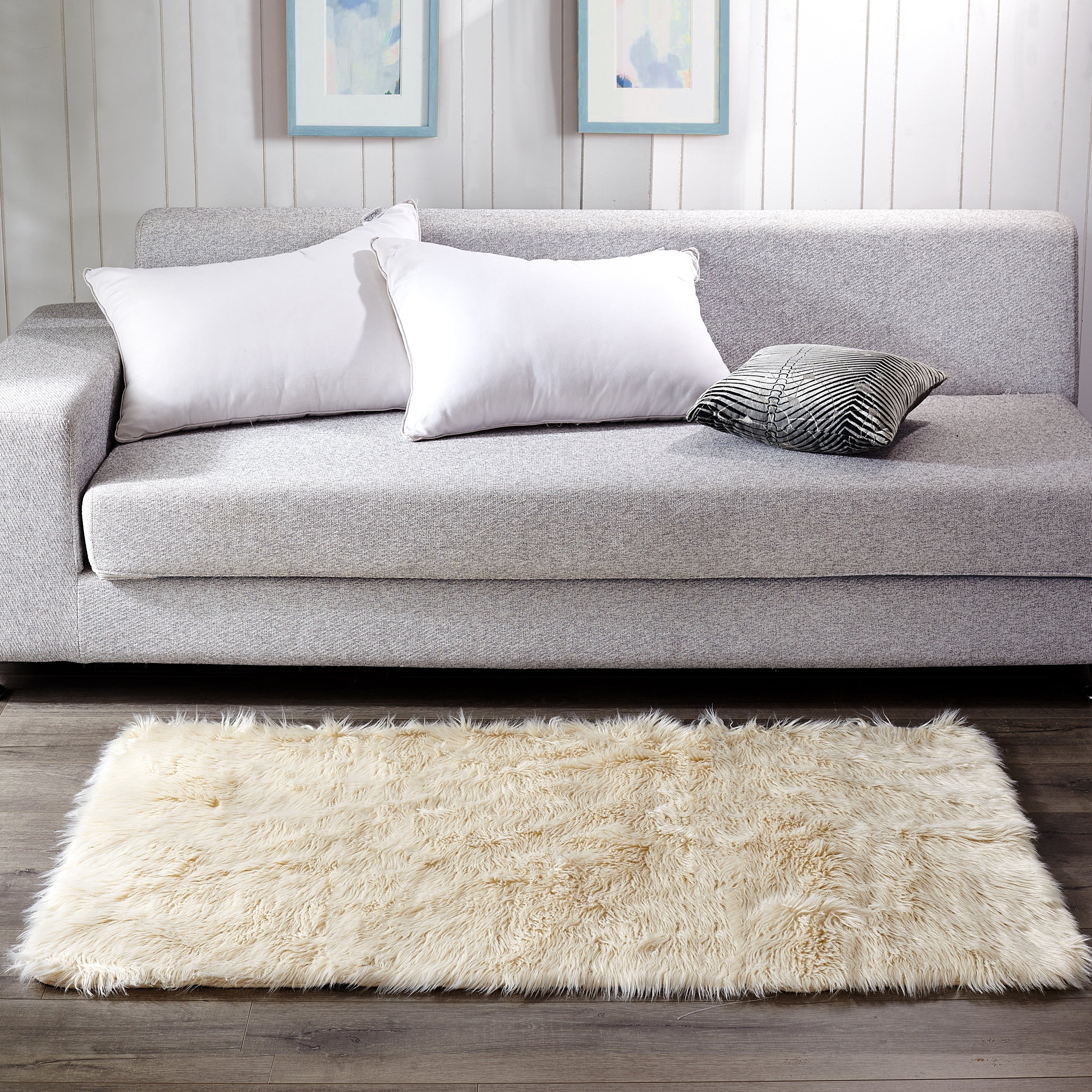 Shaggy Faux Fur Rug (3"x6")