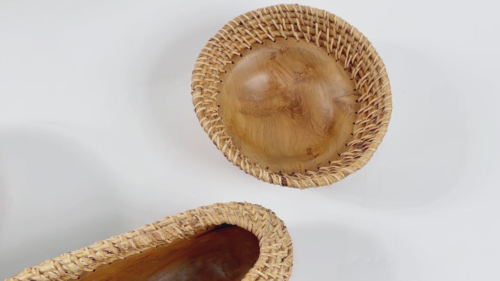 Sonic Handcrafted Teak Round Bowl (9.8" x 9.8" x 3.5")