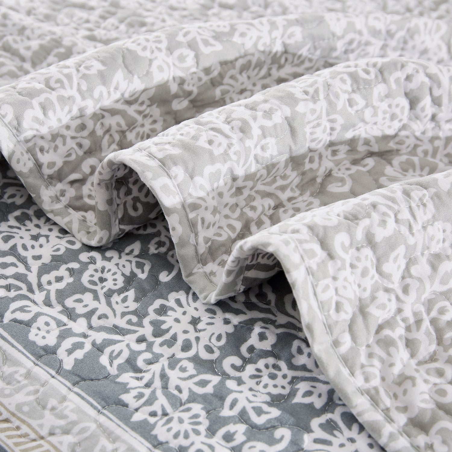6 Piece Marchesa Printed Microfiber Quilts Set