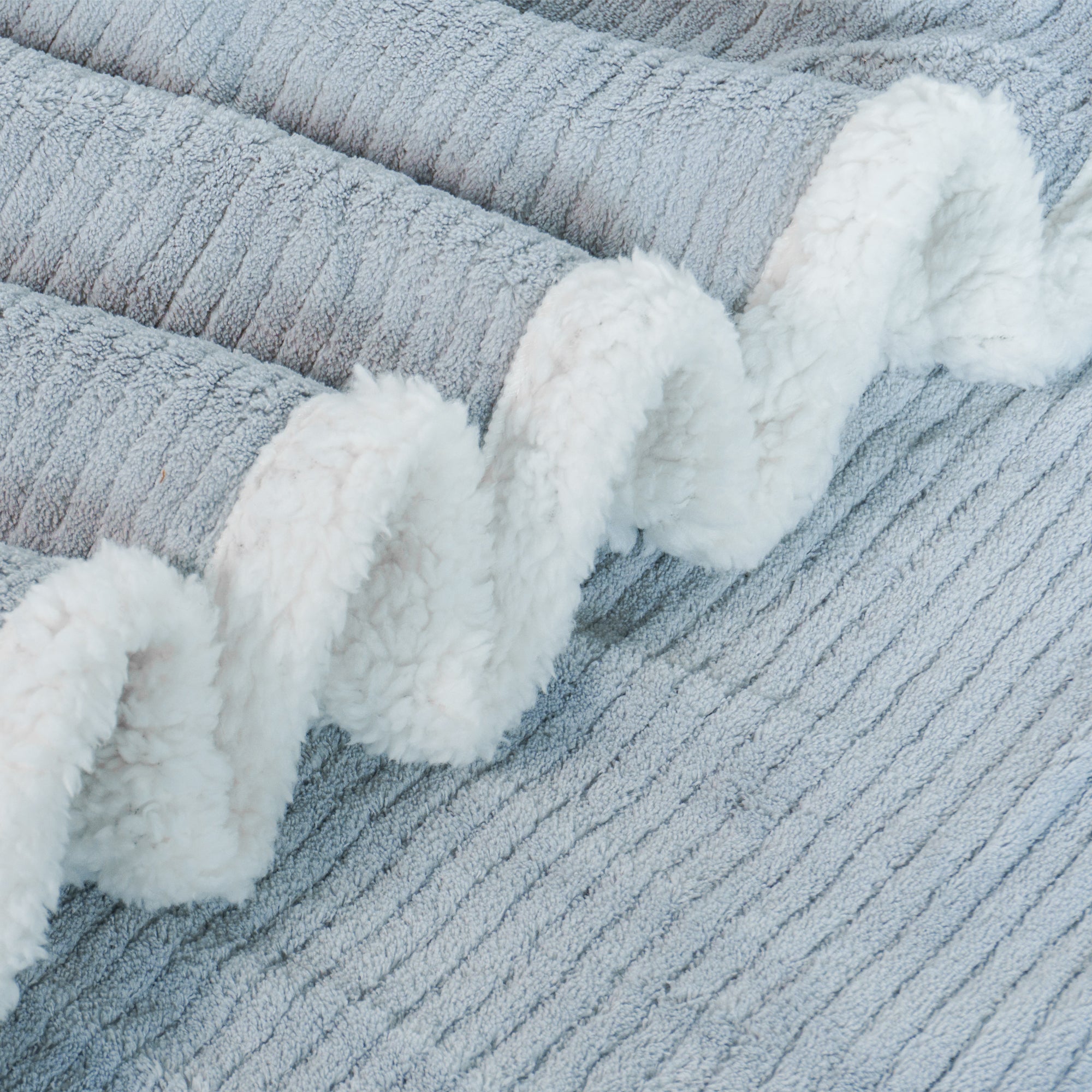 Tangier Throw Blanket - Silver Grey (50"x70")