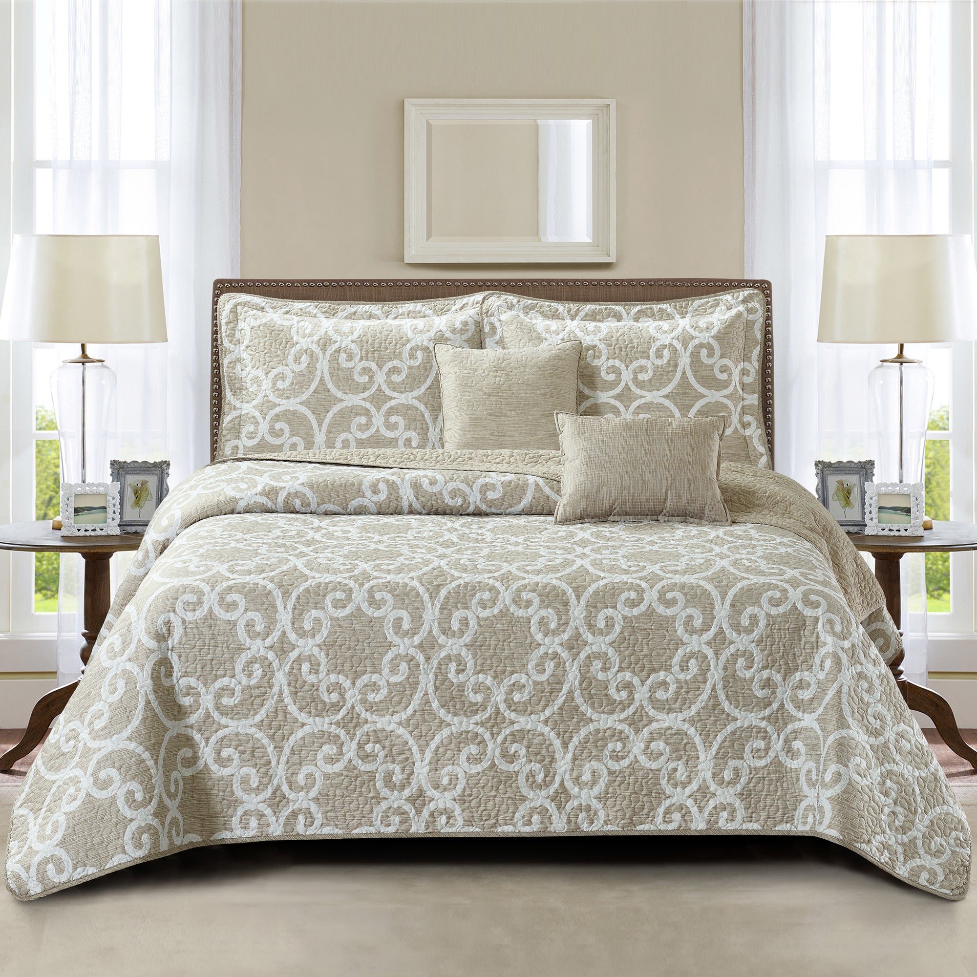 5 Piece Glena Gatework Printed Microfiber Quilt Bedspread Set
