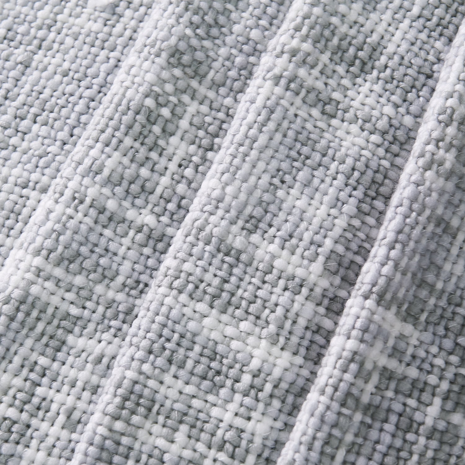 Dottie May Chenille Throw Blanket (50"x60")