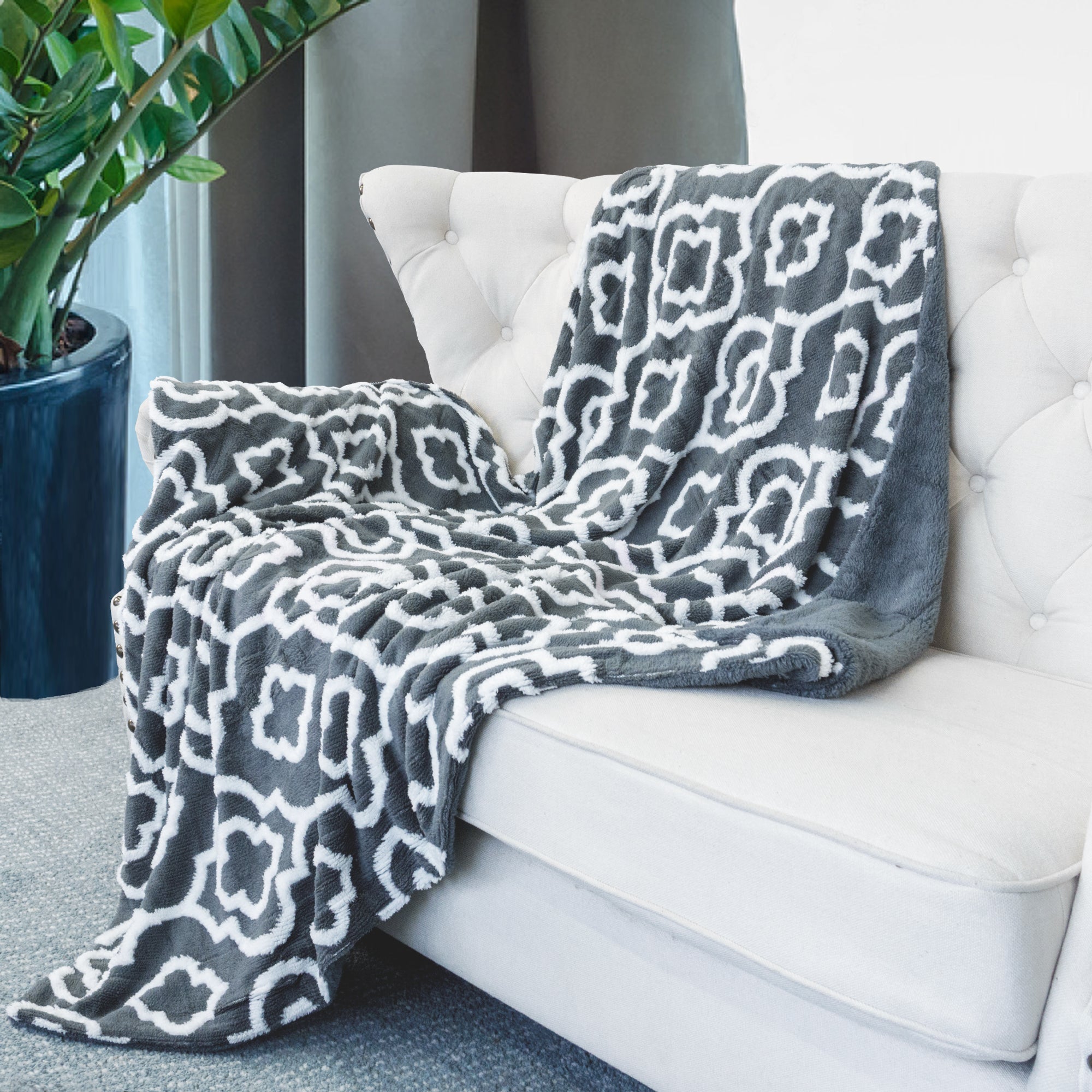 Jacquard Sherpa Throw Blanket (50"x60")