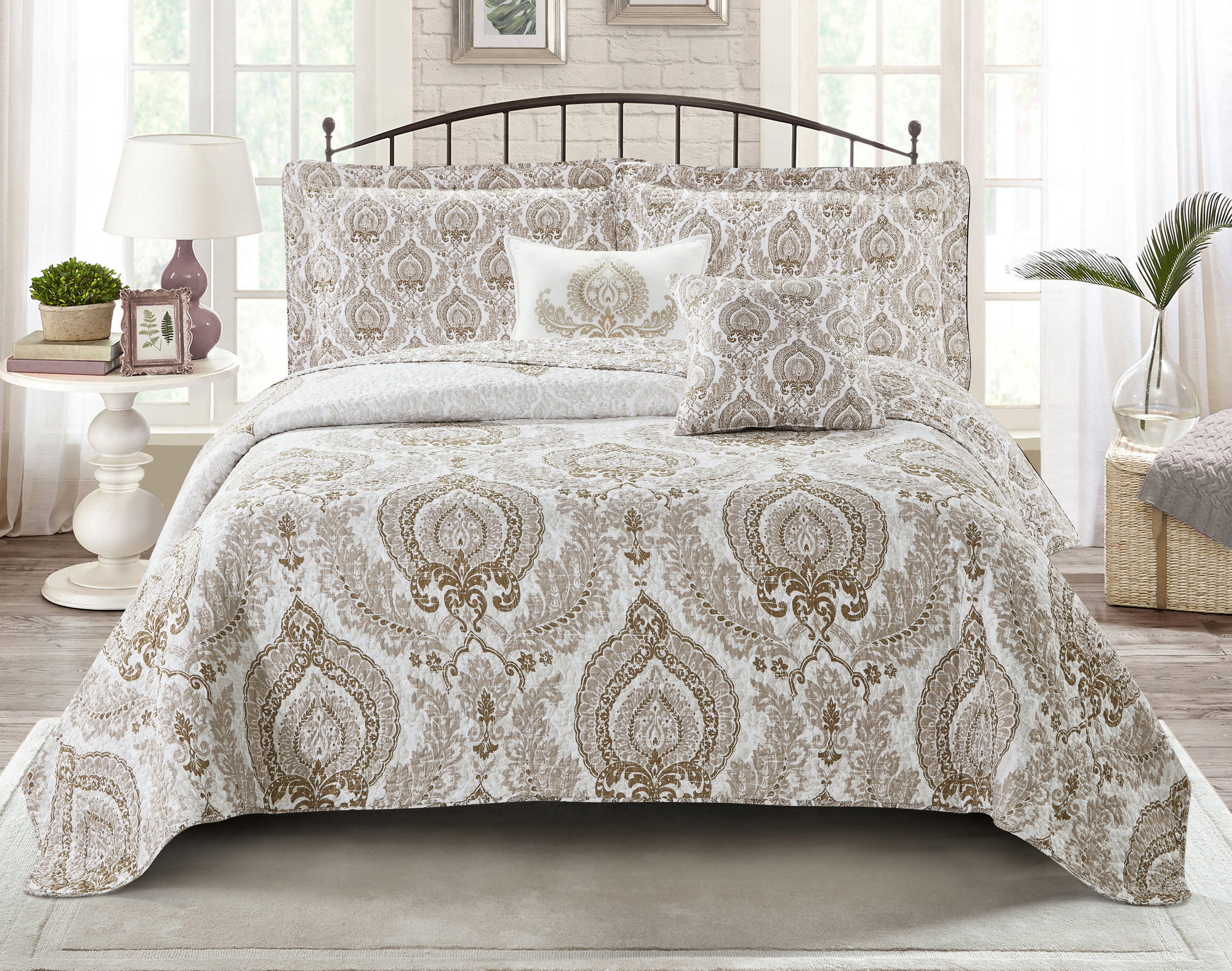 5 Piece Heart DSK Printed Microfiber Quilt Bedspread Set (Queen 90"x90“)
