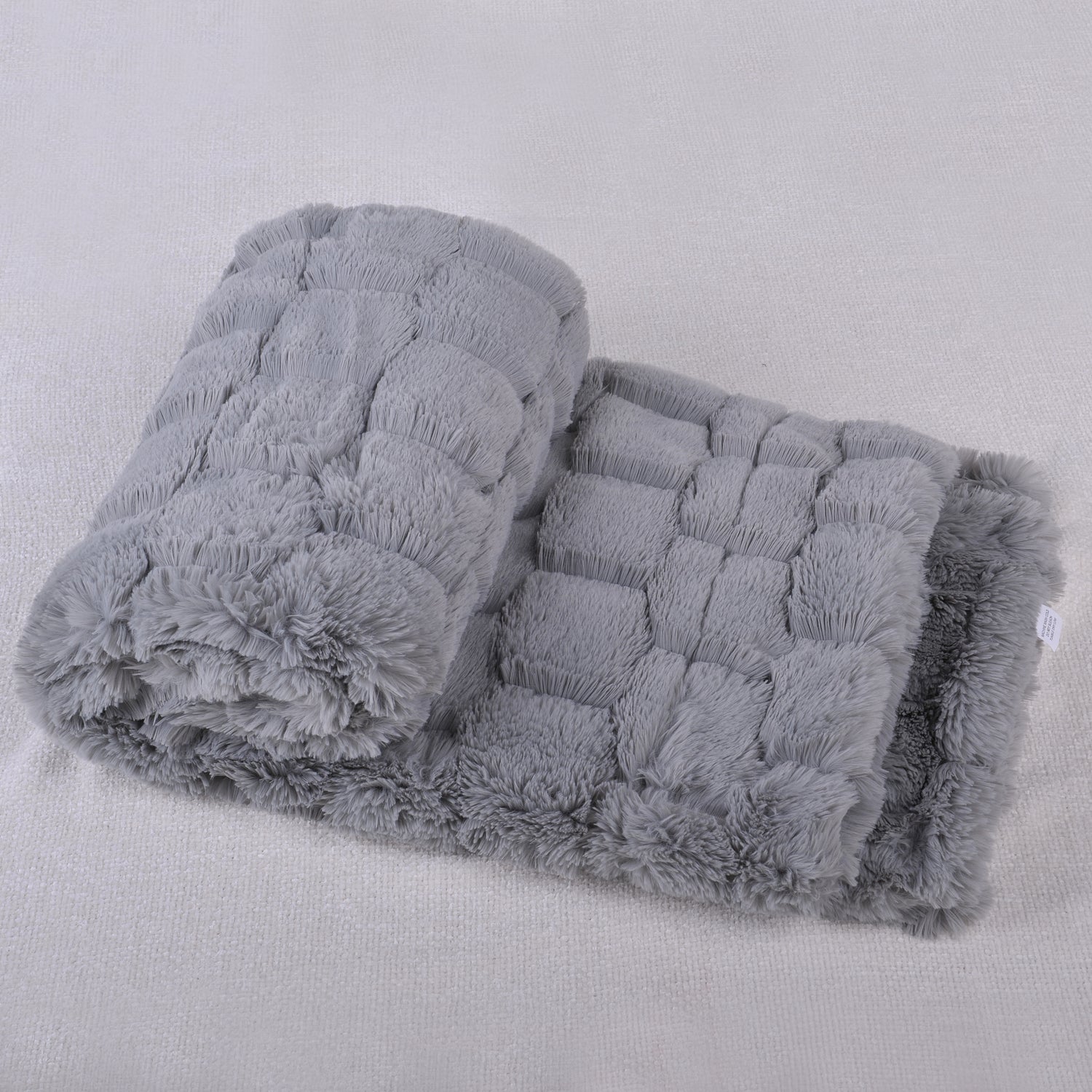 Honeycomb Faux Fur Throw Blanket (50"x70")