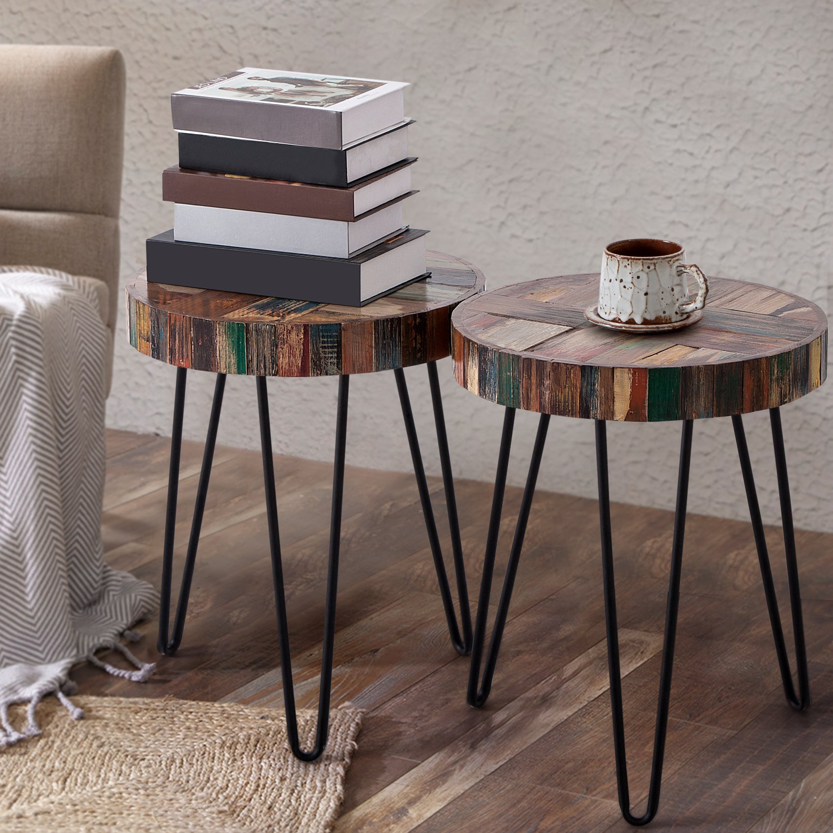 Raclaimed Wood Round End Table (16" x 16" x 21.4")