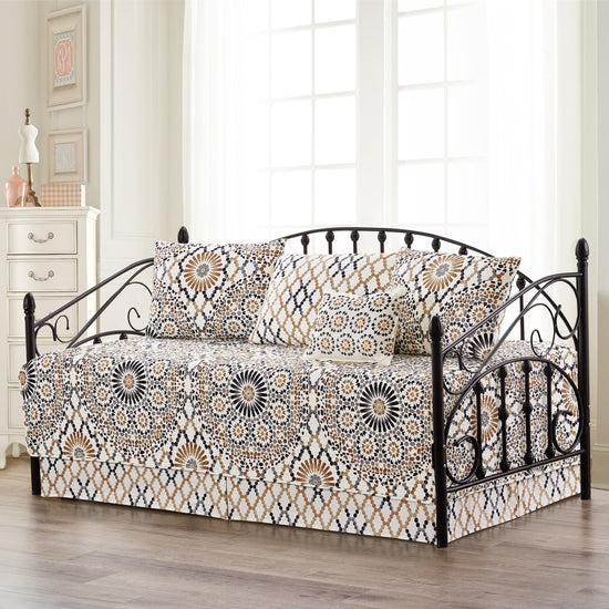 Tradewinds 6 Piece Daybed Cover Bedspread Quilt Set