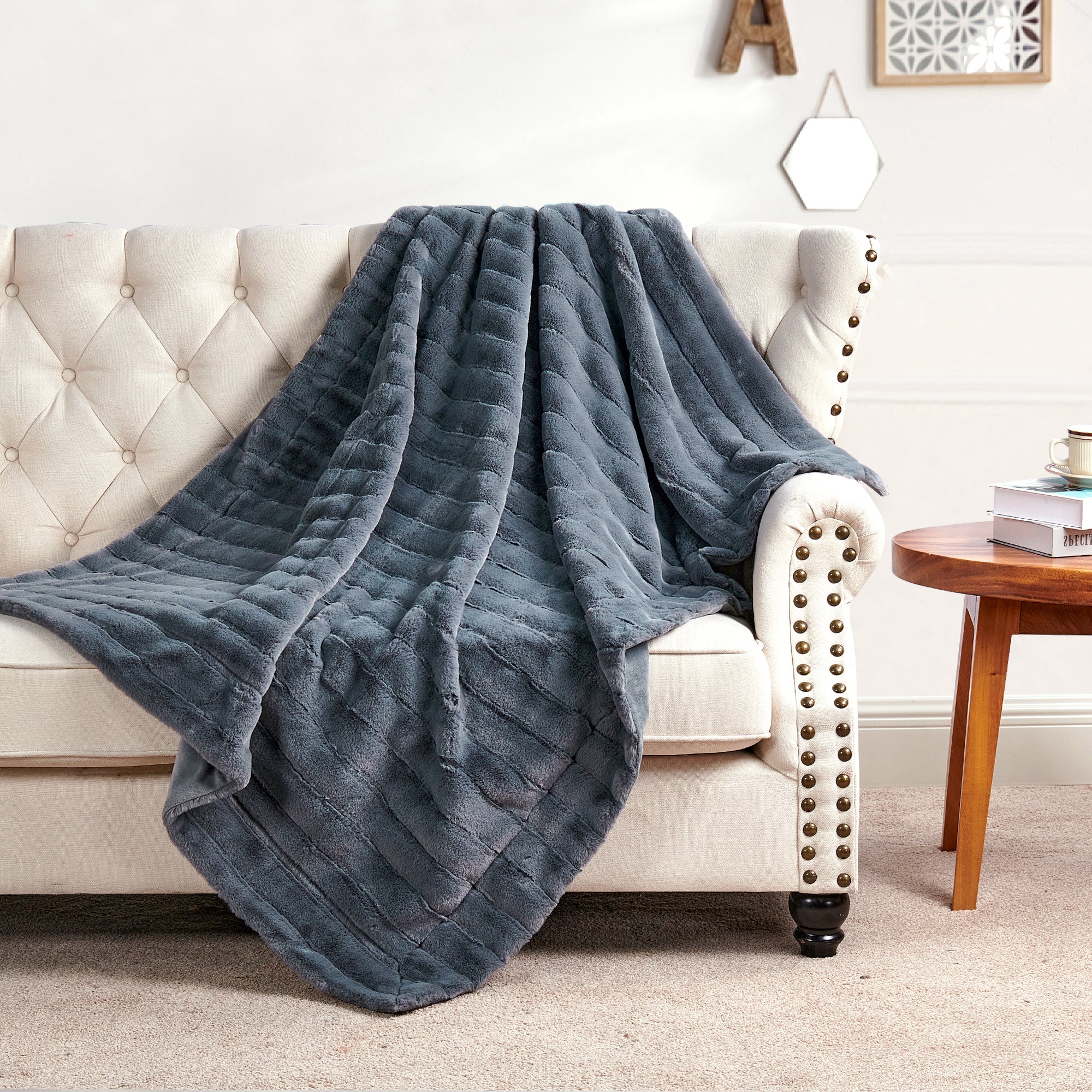 Willow Fur Throw Blanket (50"x60")