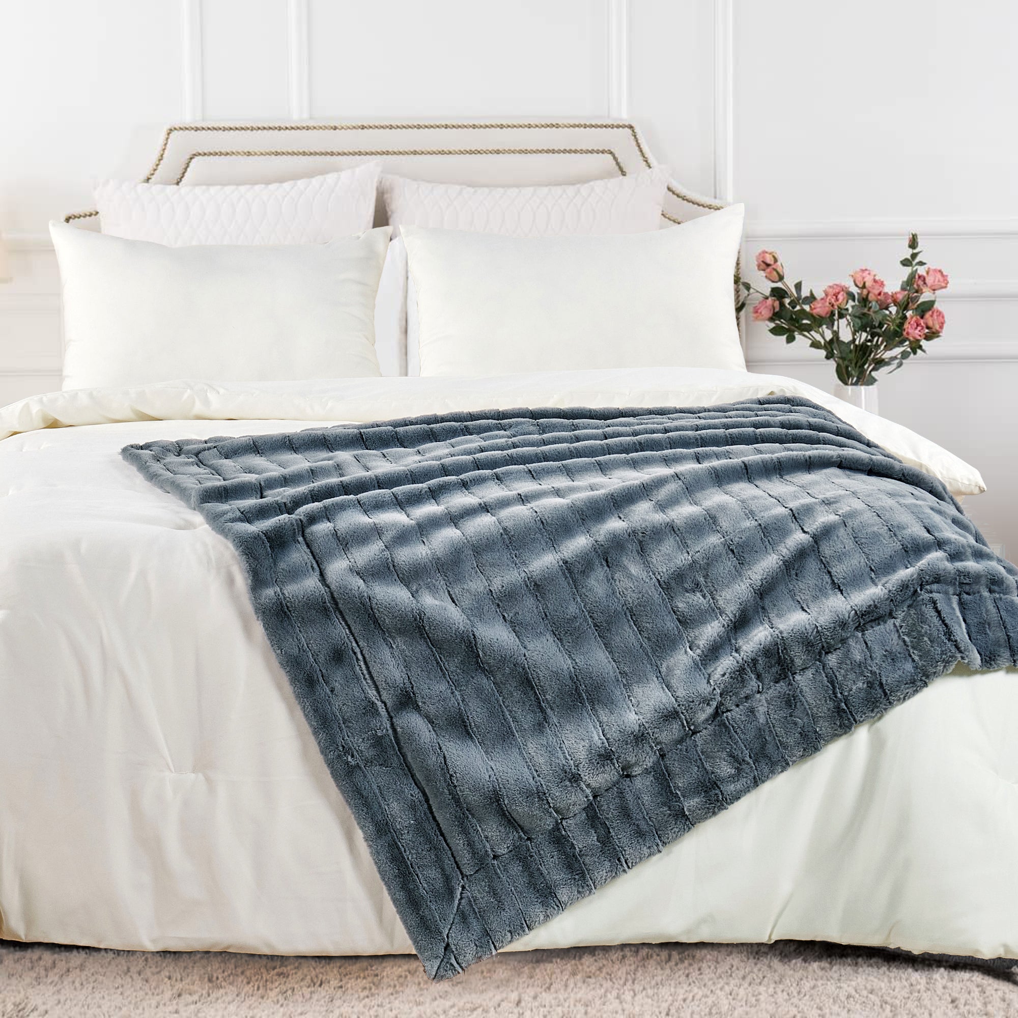 Willow Fur Throw Blanket (50"x60")
