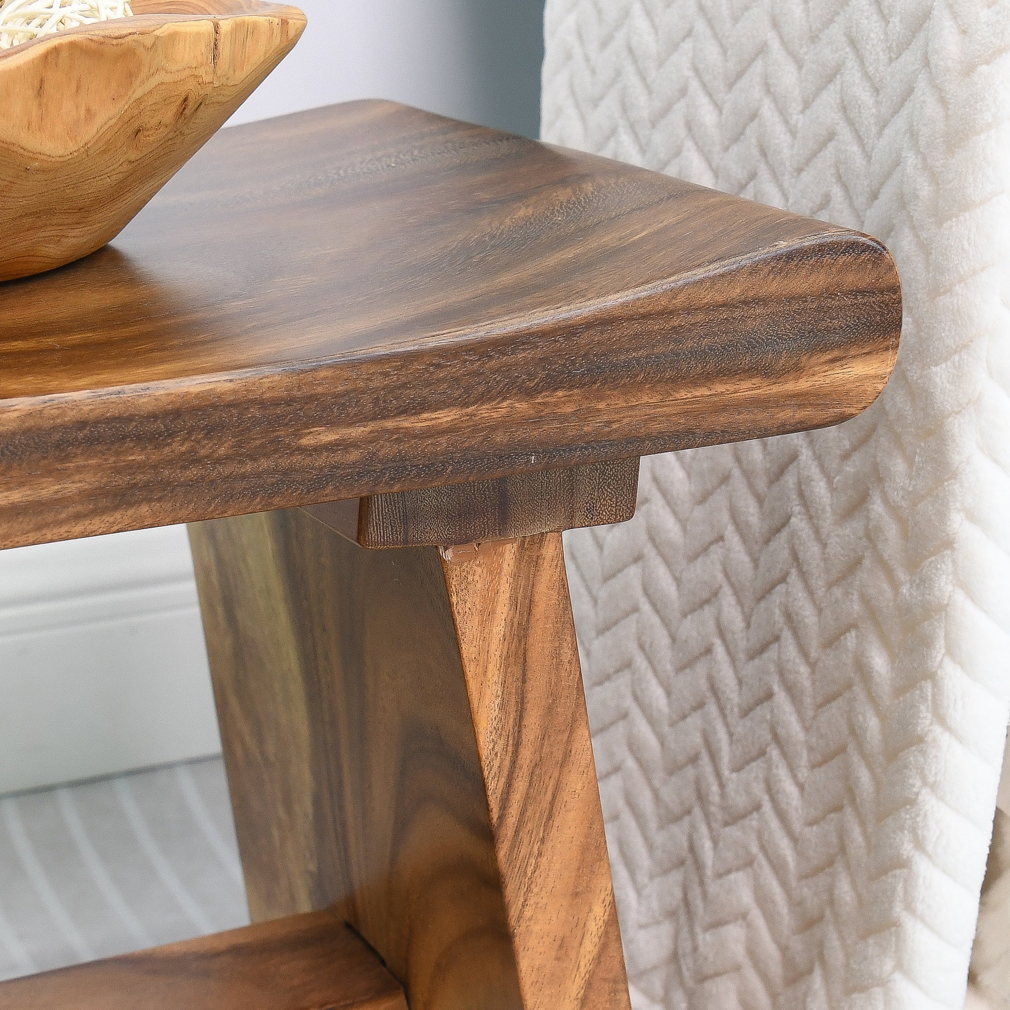 Suar Wood Comfort Stool (19.7" x 11.8" x 18.5")