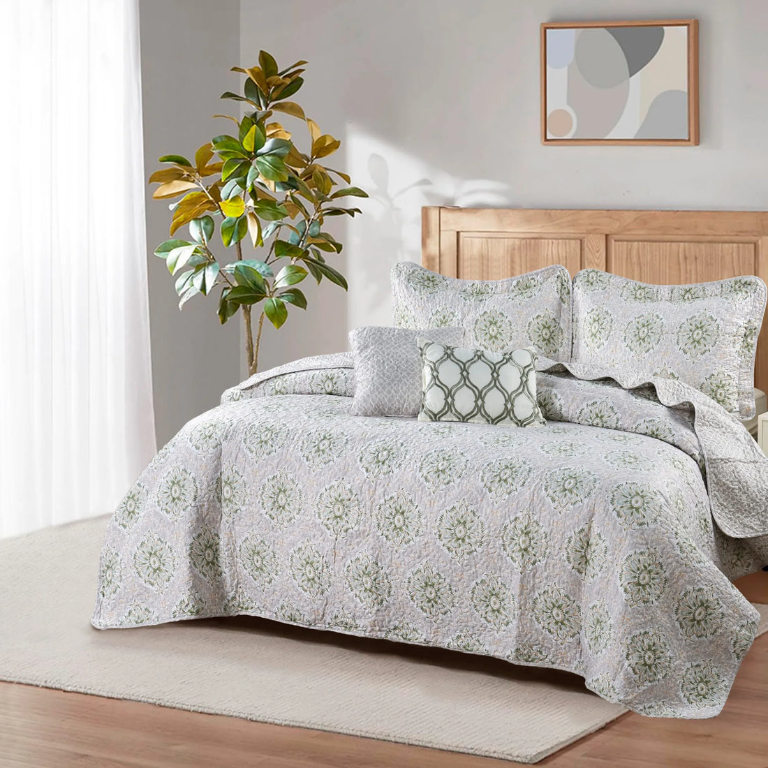 5 Piece Bloom Medallion Printed Microfiber Quilt Bedspread Set