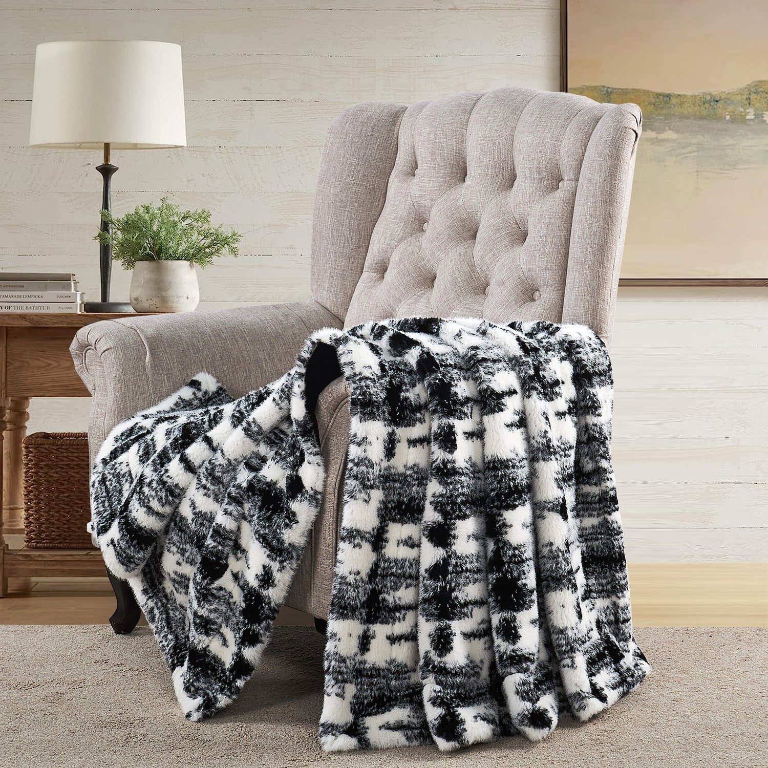 Two Tone Artistic Faux Fur Throw Blanket