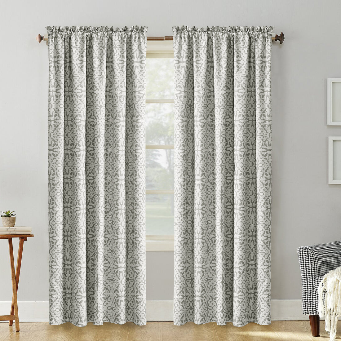 Juego de cortinas de microfibra estampada Bellamy de 2 piezas - 60&quot; x 84&quot; 