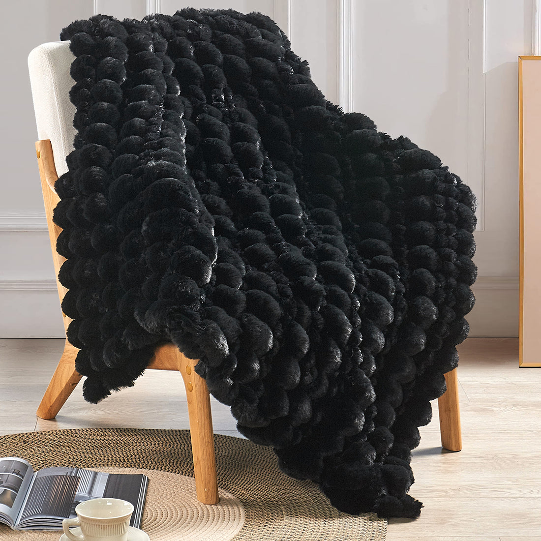Textured Faux Fur-Spandex Bubble Throw Blanket (50"x60")