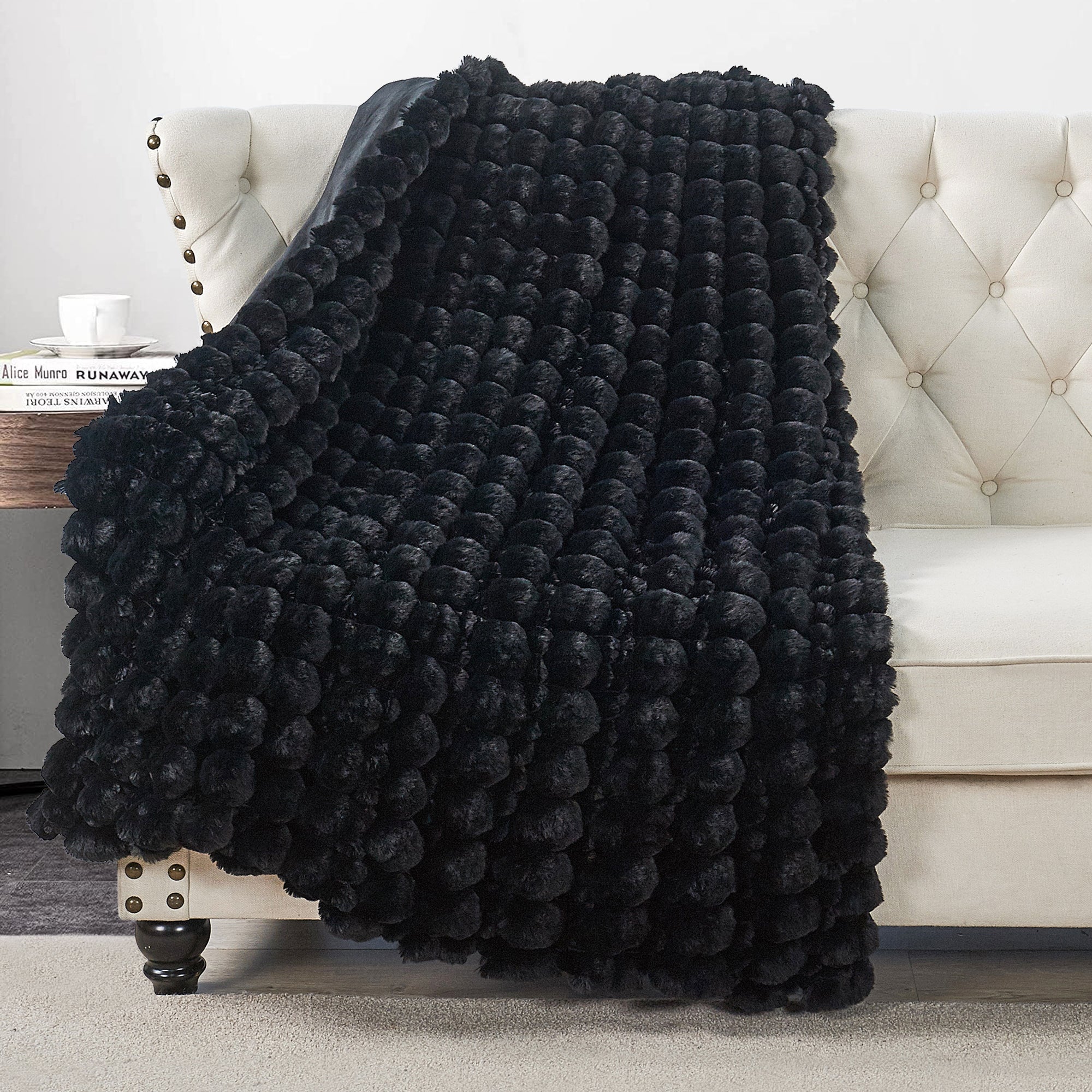 Textured Faux Fur-Spandex Bubble Throw Blanket (50&quot;x60&quot;)