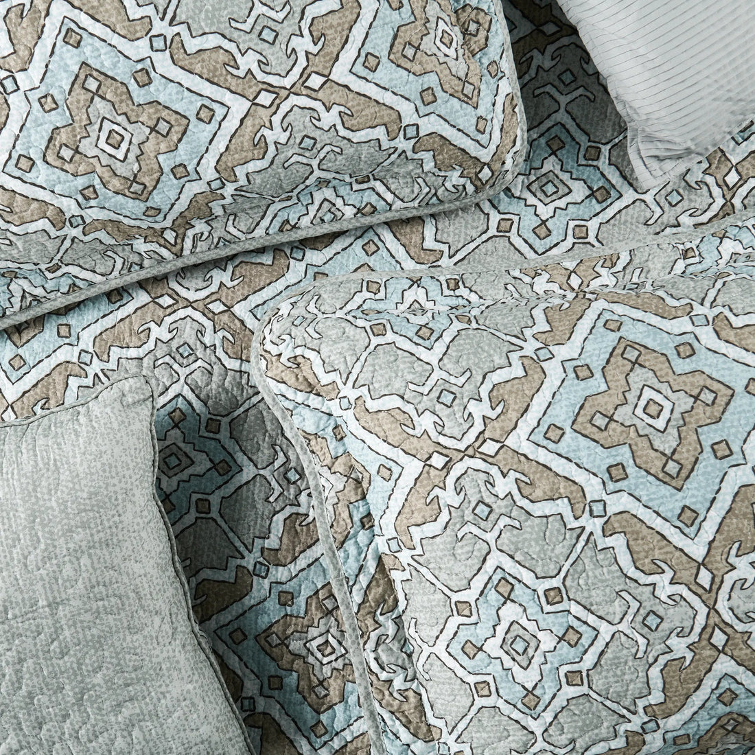 5 Piece Diego Printed Microfiber Quilts Set