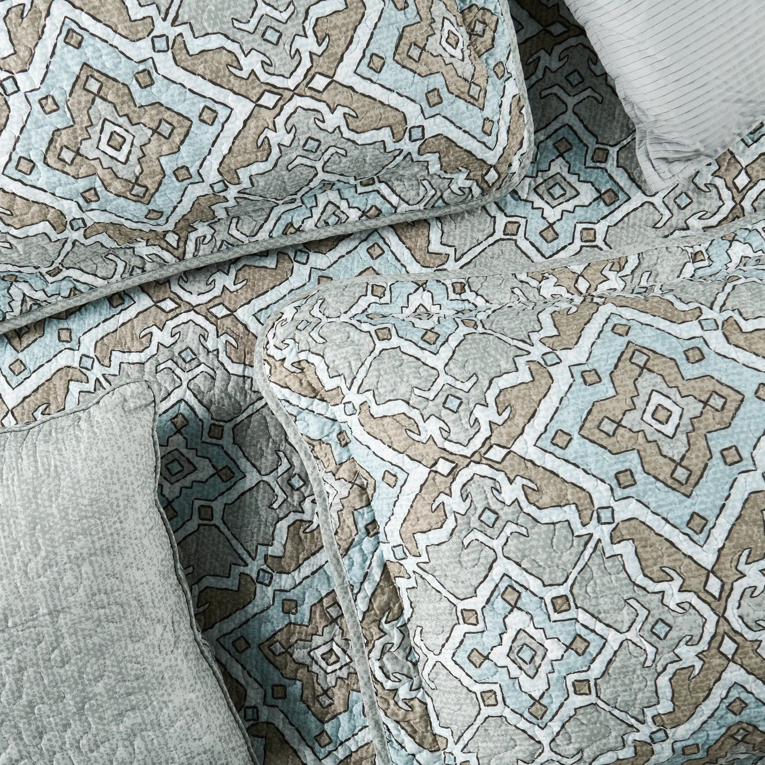 5 Piece Diego Printed Microfiber Quilts Set