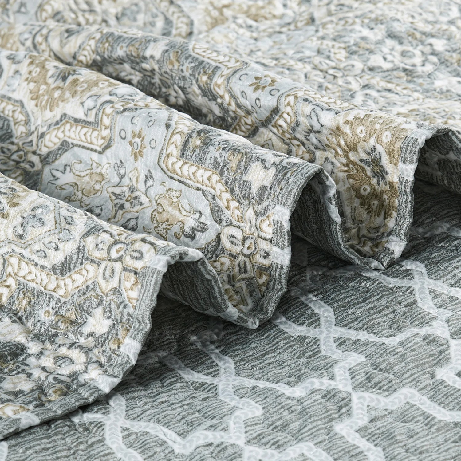 5 Piece Lanza Printed Microfiber Quilts Set