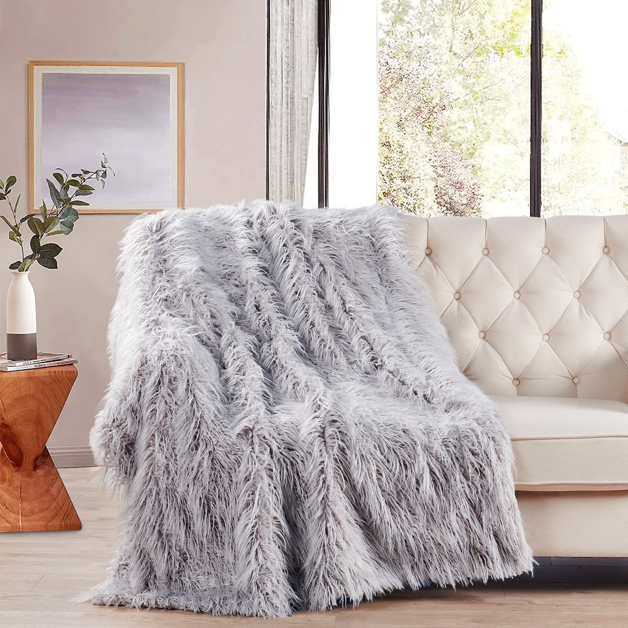 Grey fuzzy throw online blanket