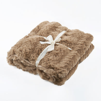 Tread Pattern Rabbit Faux Fur Throw Blanket (50&quot;x60&quot;)