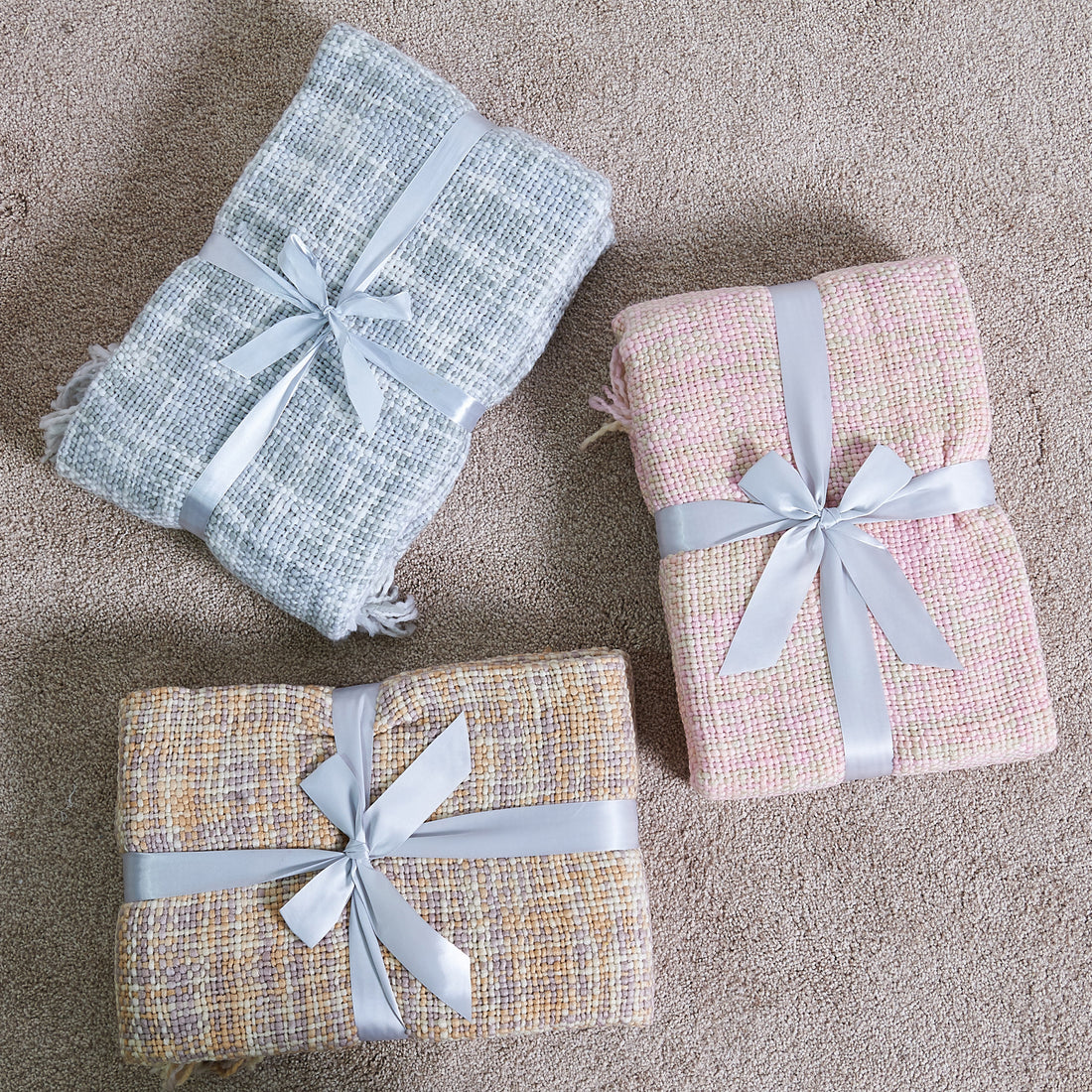 Dottie May Chenille Throw Blanket (50"x60")