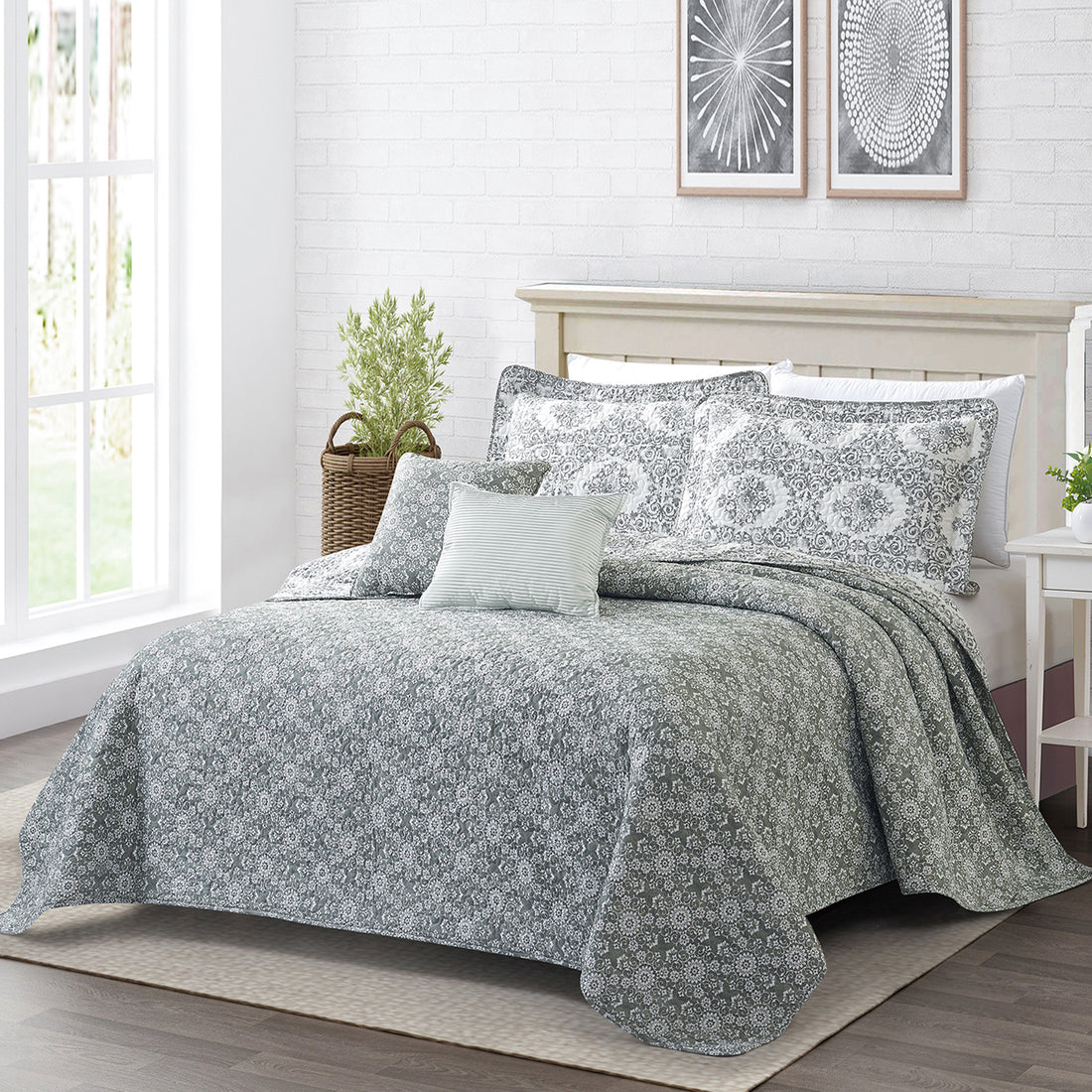 5 Piece Legacy Printed Microfiber Quilts Set