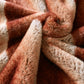Almohada de respaldo para reposacamas de piel sintética ligera con estampado de puntas, 20" x 18" x 17"